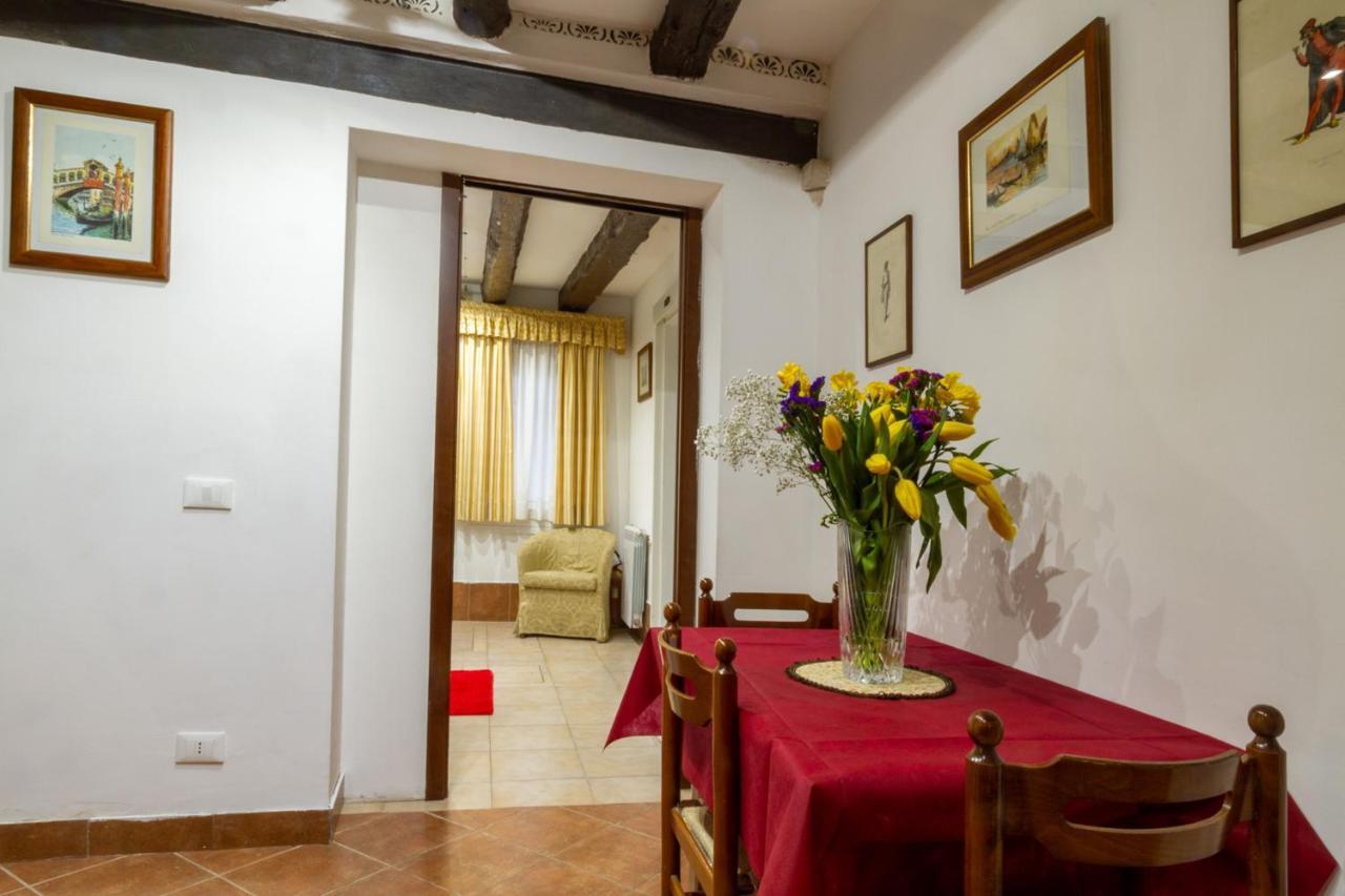 Art Dreams Apartment Teatro Italia البندقية المظهر الخارجي الصورة