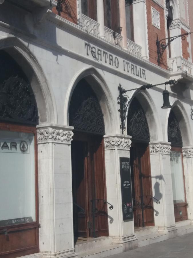 Art Dreams Apartment Teatro Italia البندقية المظهر الخارجي الصورة